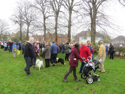 A hundred people joined the yellow ribbon protest at Oakfield Rec, Rugby on 15 November 2014